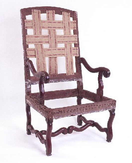 Armchair, Cahokia, Ill., 1750-1780. Image courtesy of the Midwest Antiques Forum.